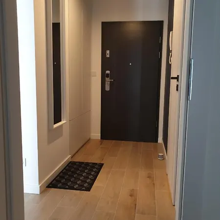 아파트 Apartament Bialy 109 포즈난